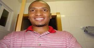 Carlosalbano 43 years old I am from Luanda/Luanda, Seeking Dating Friendship with Woman