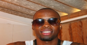 Maurongoque 33 years old I am from Maputo/Maputo, Seeking Dating Friendship with Woman