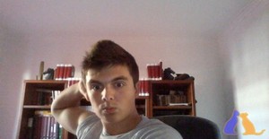 Teenboy18 24 years old I am from Seixal/Setubal, Seeking Dating Friendship with Woman